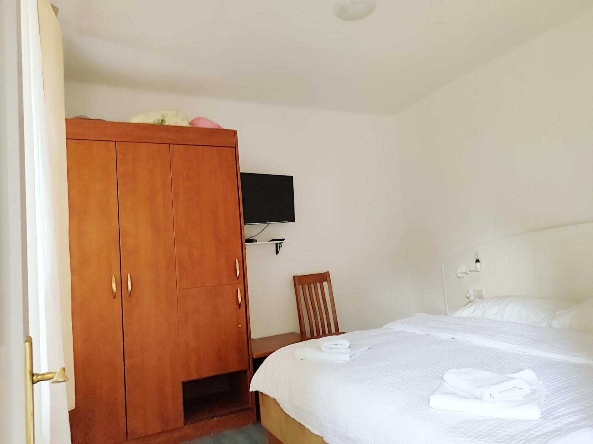 Apartman Daniel With Free Parking Mundanije Eksteriør bilde