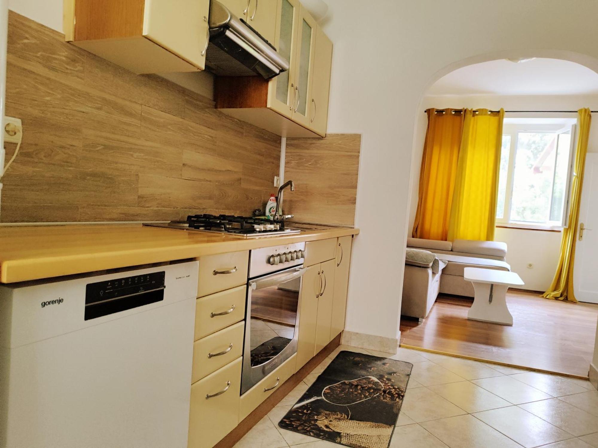 Apartman Daniel With Free Parking Mundanije Eksteriør bilde